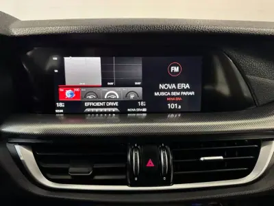 Alfa Romeo Stelvio 2017 - 22900 EUR, 215900 km - AUTO.MOTO.pt - 215900km - foto 53 de 60