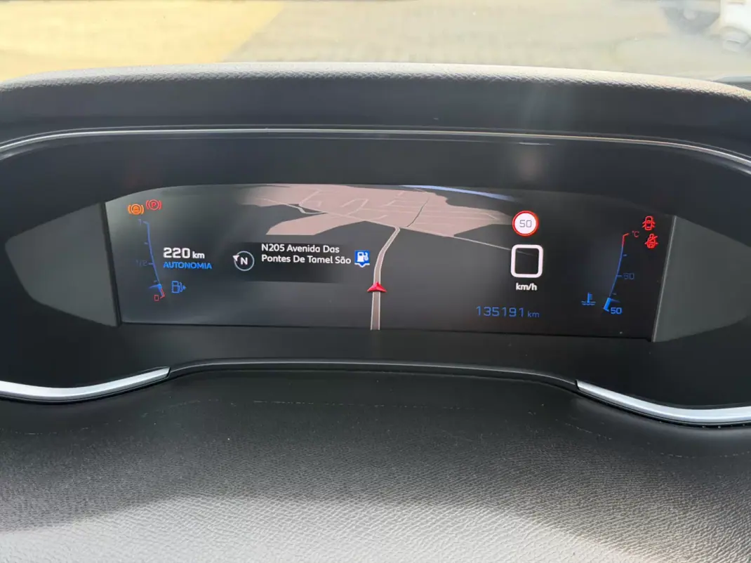Peugeot 308 SW 2020 - 12990 EUR, 135191 km - AUTO.MOTO.pt - 135191km - foto 18 de 21
