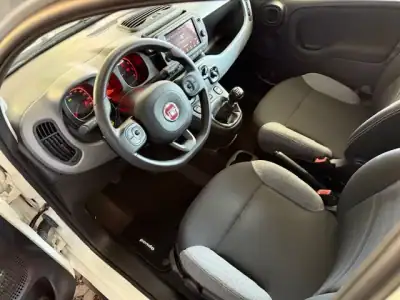 Fiat Panda 2022 - 9900 EUR, 85562 km - AUTO.MOTO.pt - 85562km - foto 11 de 12