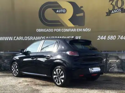 Peugeot 208 2024 - 17500 EUR, 20620 km - AUTO.MOTO.pt - 20620km - foto 3 de 8