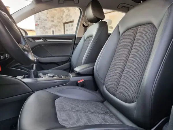 Audi A3 Limousine 2016 - 18900 EUR, 116000 km - AUTO.MOTO.pt - 116000km - foto 18 de 45