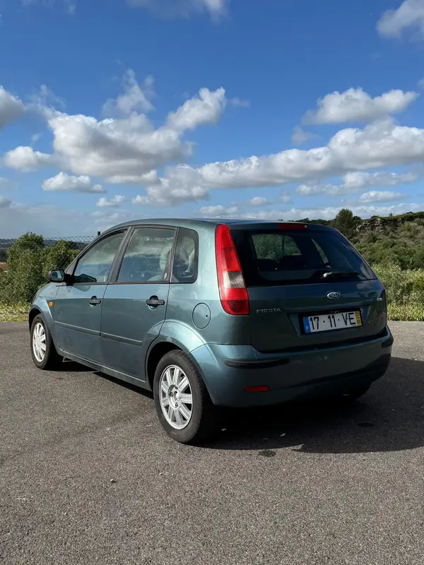 Ford Fiesta FIESTA 1.4 TDCI AMBIENTE [ 68cv 5p] 2003 Diesel