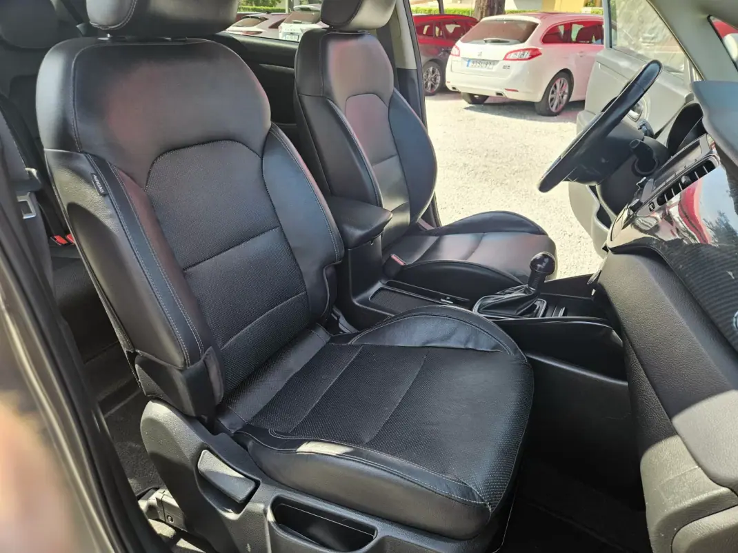 Kia Carens 2018 - 17700 EUR, 104900 km - 104900km - foto 16 de 52