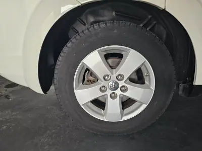 Dodge Journey 2010 - 8800 EUR, 217281 km - 217281km - foto 33 de 37