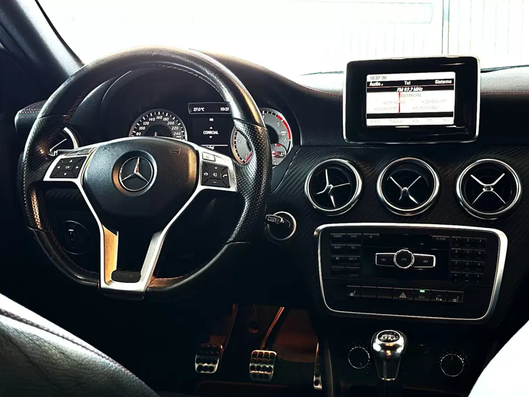 Mercedes-Benz A 200 2012 - 13750 EUR, 255000 km - 255000km - foto 29 de 35