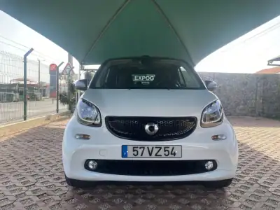Smart Fortwo Cabrio 2019 - 17900 EUR, 40794 km - AUTO.MOTO.pt - 40794km - foto 6 de 24