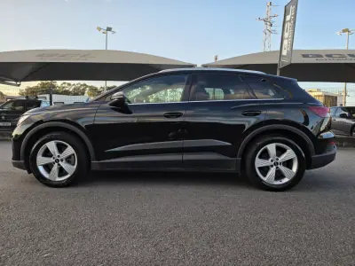 Audi Q4 e-tron 2022 - 36990 EUR, 56000 km - AUTO.MOTO.pt - 56000km - foto 11 de 42