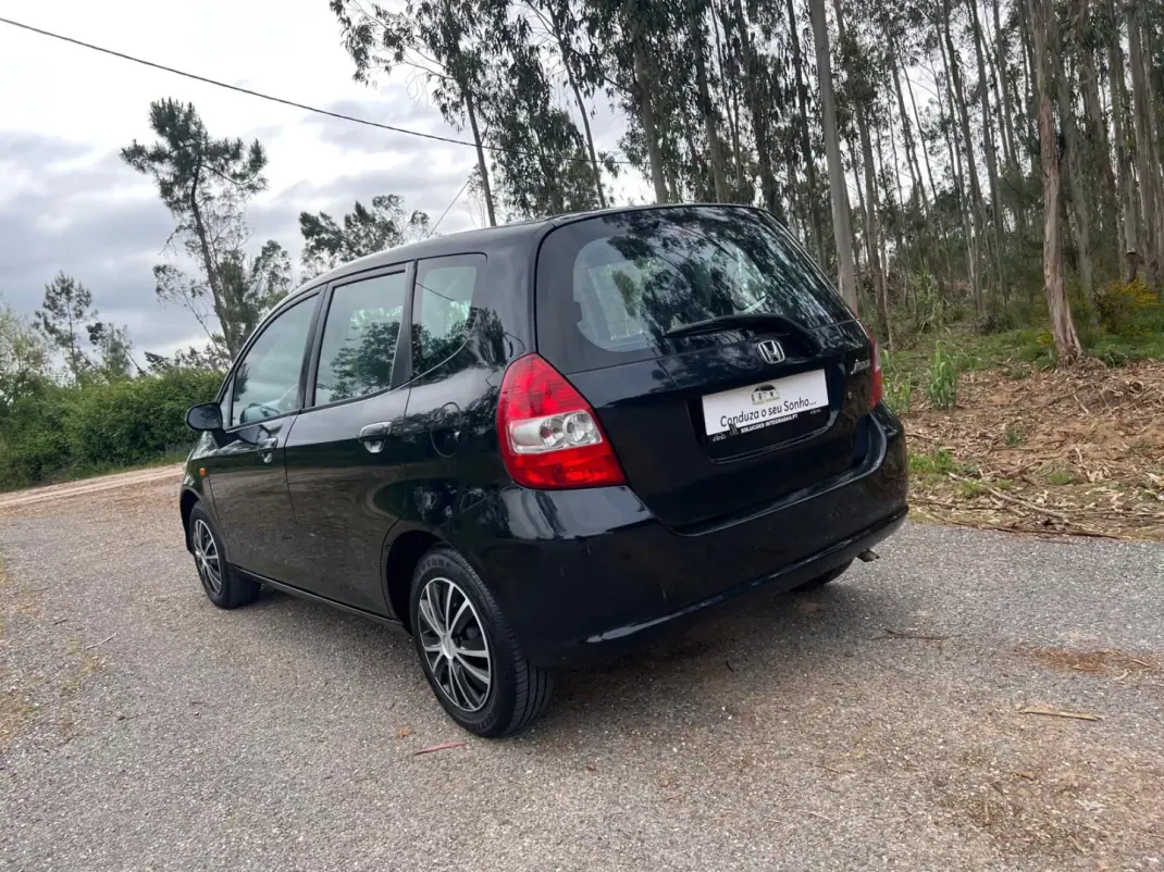 Honda Jazz 2003 - 4750 EUR, 263508 km - AUTO.MOTO.pt - 263508km - foto 14 de 29