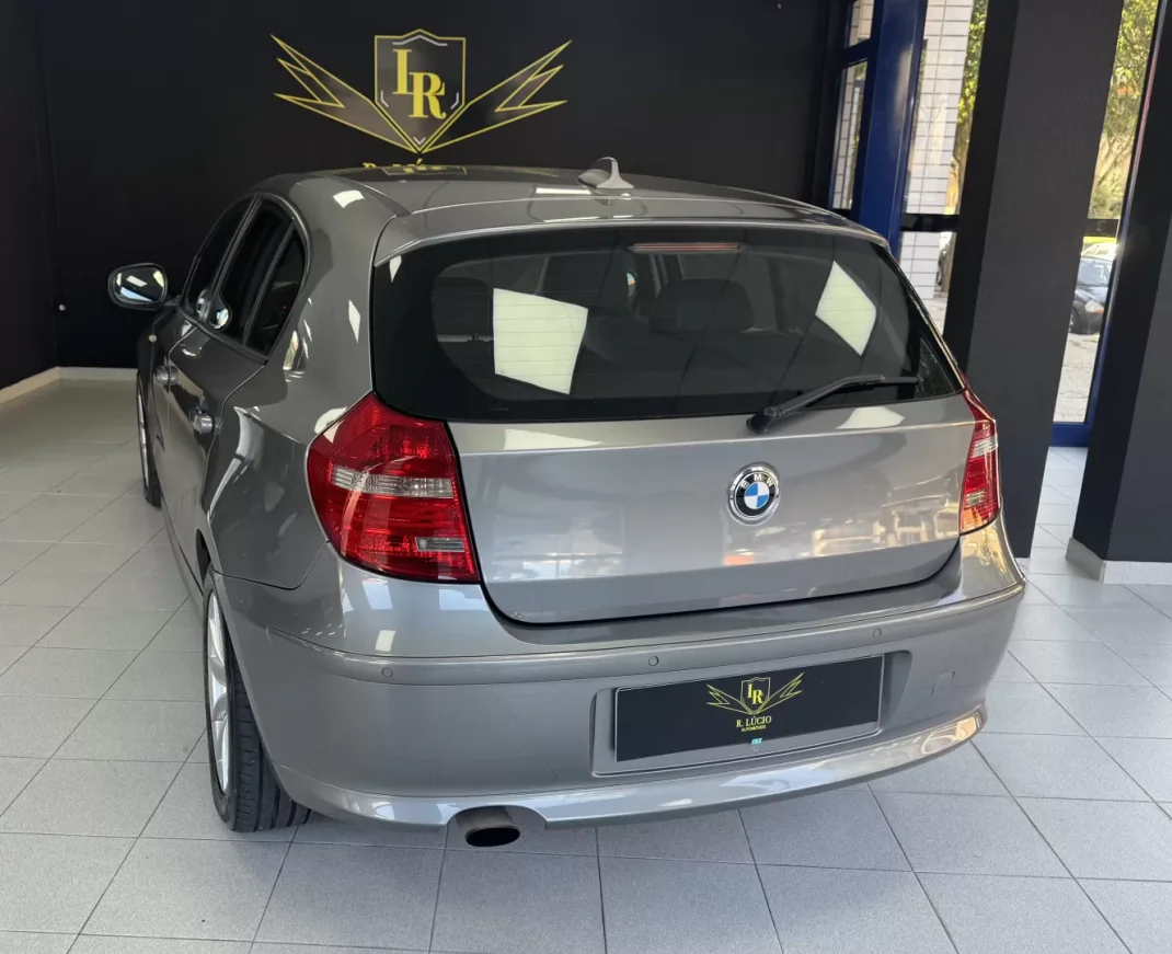 BMW 118 2010 - 9500 EUR, 241971 km - AUTO.MOTO.pt - 241971km - foto 8 de 28