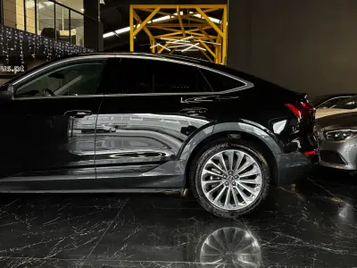 Audi Q8 e-Tron Sportback 2024 - 59990 EUR, 24200 km - AUTO.MOTO.pt - 24200km - foto 10 de 34