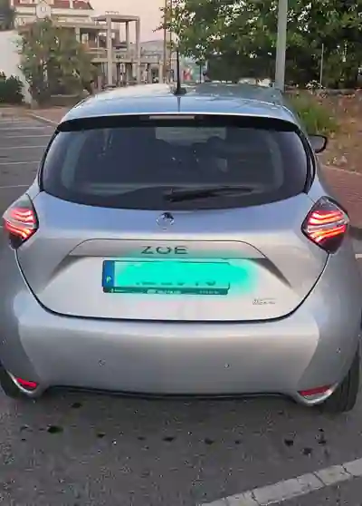 Renault Zoe 2020 - 16500 EUR, 85000 km - 85000km - foto 3 de 12