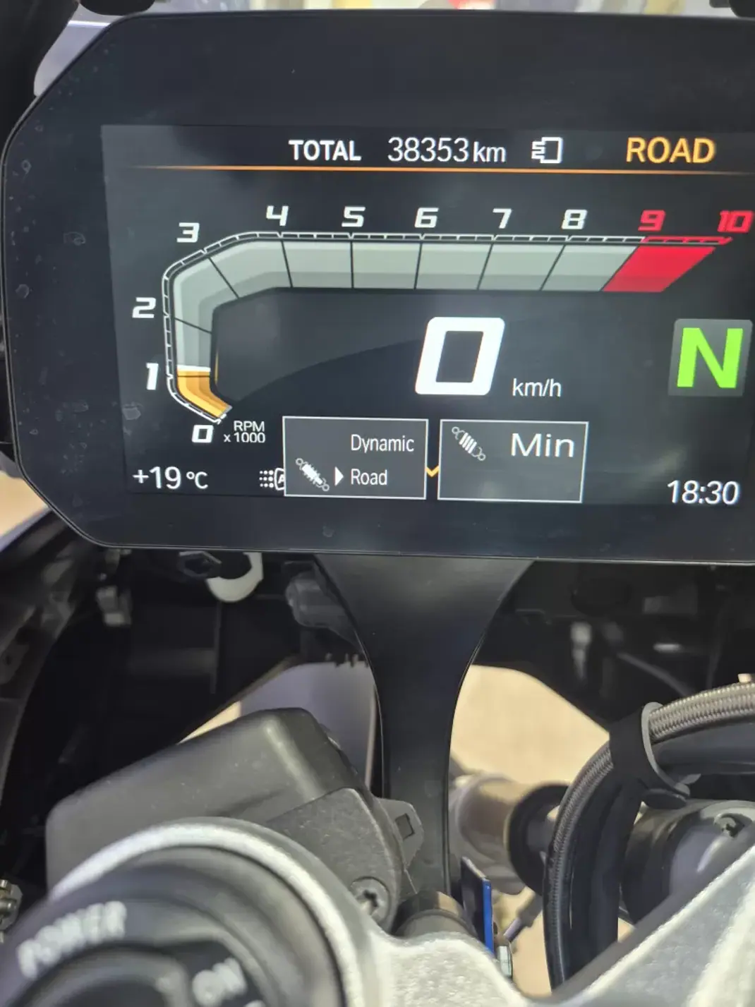 BMW R 1200 GS Adventure 2018 - 16000 EUR, 38000 km - AUTO.MOTO.pt - 38000km - foto 25 de 43