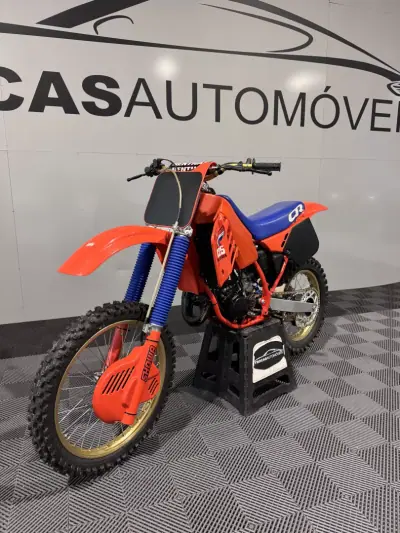 Honda CR 125R 1987 - 10900 EUR, 1 km - foto 2 de 11