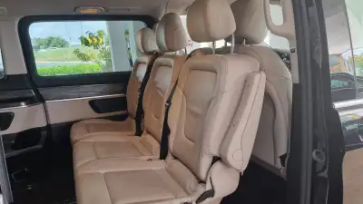 Mercedes-Benz V 300 2022 - 70000 EUR, 119675 km - AUTO.MOTO.pt - 119675km - foto 12 de 20