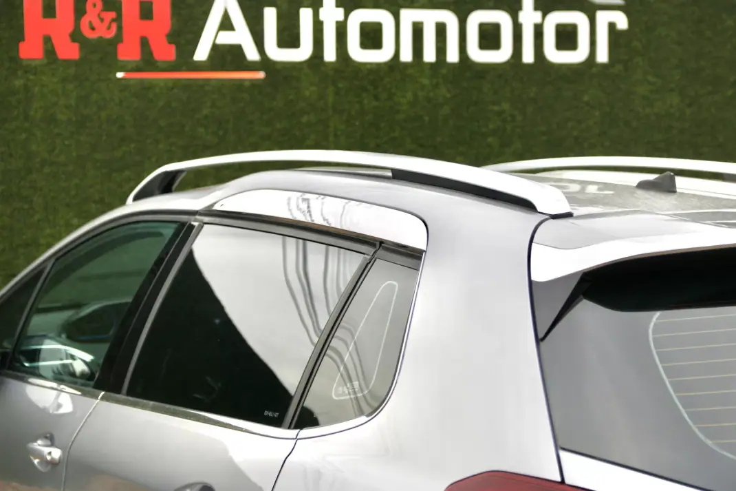 Peugeot 2008 2017 - 12900 EUR, 100000 km - AUTO.MOTO.pt - 100000km - foto 10 de 27