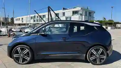 BMW i3 2020 - 16500 EUR, 101000 km - 101000km - foto 7 de 11