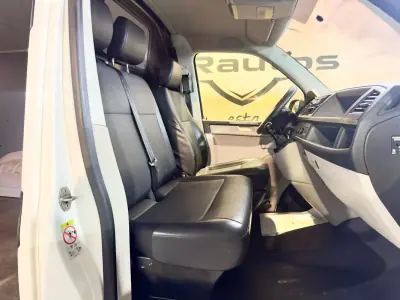 VW TRANSPORTER 2.0 TDI 3L 2018 - 18900 EUR, 174120 km - AUTO.MOTO.pt - 174120km - foto 13 de 21