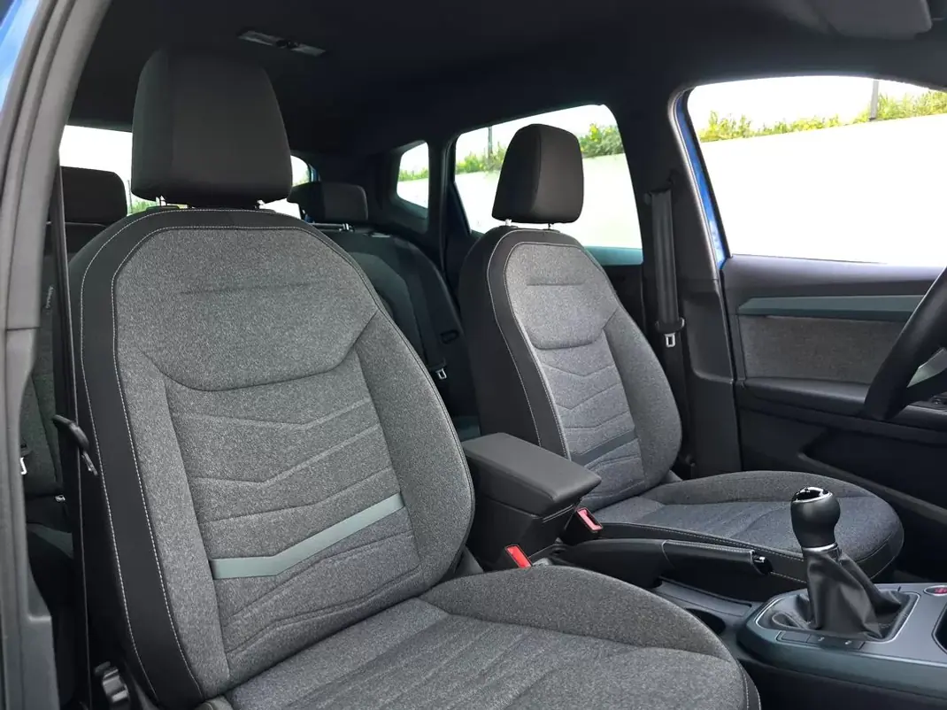 SEAT Arona 2023 - 16900 EUR, 73900 km - AUTO.MOTO.pt - 73900km - foto 27 de 37