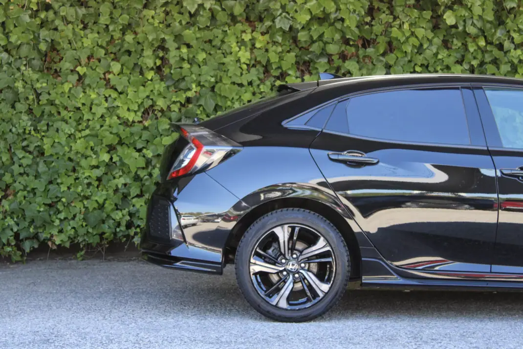 Honda Civic 2019 - 22900 EUR, 75000 km - 75000km - foto 4 de 18