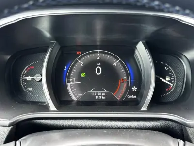 Renault Mégane Sport Tourer 2017 - 13990 EUR, 115000 km - AUTO.MOTO.pt - 115000km - foto 16 de 43