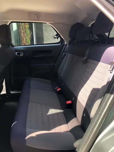 Citroën C4 Cactus 2014 - 9900 EUR, 167000 km - 167000km - foto 16 de 21