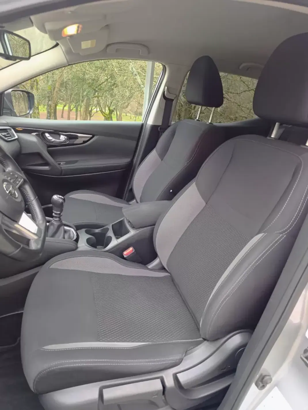 Nissan Qashqai 2018 - 16850 EUR, 139463 km - AUTO.MOTO.pt - 139463km - foto 14 de 16