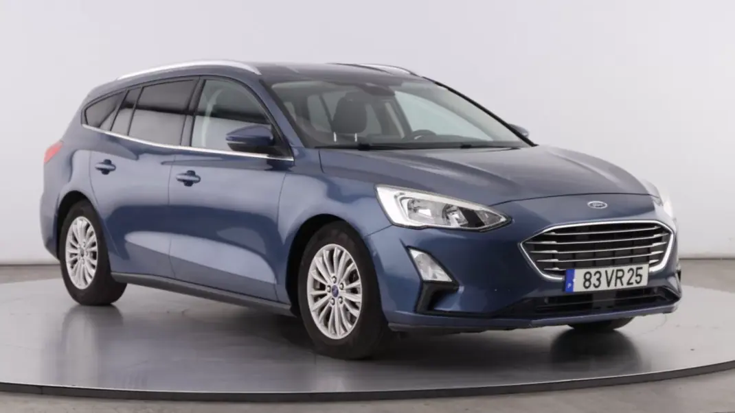 Ford Focus SW 2018 - 11999 EUR, 96051 km - AUTO.MOTO.pt - 96051km - foto 3 de 21