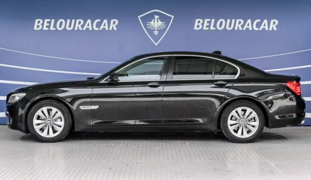 BMW 730 2011 - 25000 EUR, 172477 km - AUTO.MOTO.pt - 172477km - foto 3 de 26