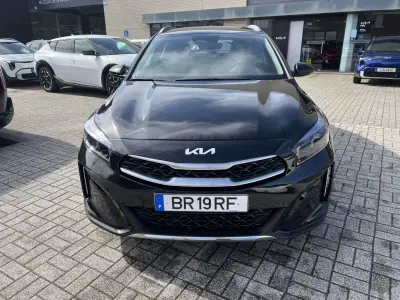 Kia XCeed 2025 - 19900 EUR, 13500 km - AUTO.MOTO.pt - 13500km - foto 2 de 20