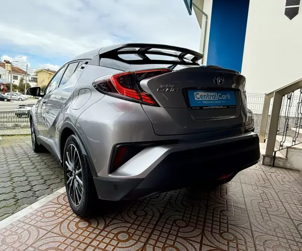Toyota C-HR 2019 - 23950 EUR, 92000 km - AUTO.MOTO.pt - 92000km - foto 8 de 25