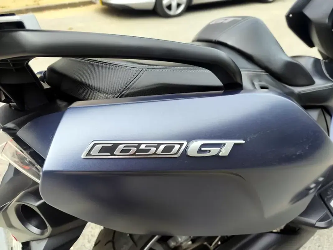 BMW C 650 GT 2018 - 5980 EUR, 54000 km - AUTO.MOTO.pt - 54000km - foto 11 de 20