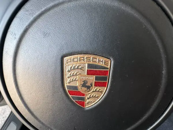 Porsche Panamera 2015 - 39900 EUR, 124815 km - AUTO.MOTO.pt - 124815km - foto 20 de 41