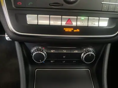 Mercedes-Benz CLA 180 2016 - 22900 EUR, 149000 km - AUTO.MOTO.pt - 149000km - foto 17 de 20