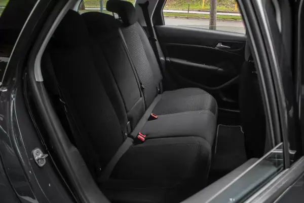 Peugeot 308 SW 2019 - 9750 EUR, 294100 km - AUTO.MOTO.pt - 294100km - foto 25 de 36