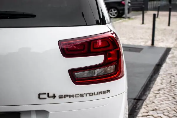 Citroën Grand C4 Spacetourer 2019 - 10750 EUR, 230819 km - AUTO.MOTO.pt - 230819km - foto 11 de 38