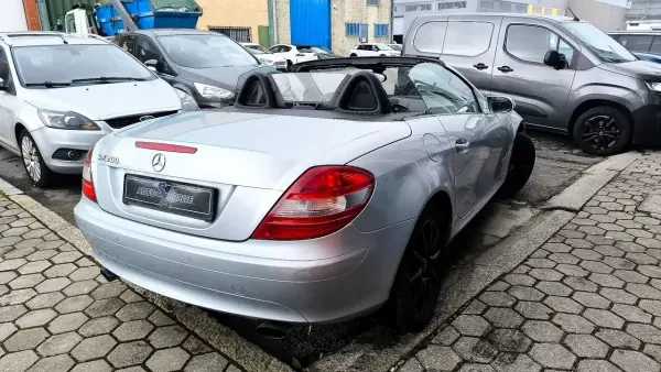 Mercedes-Benz SLK 200 2006 - 13900 EUR, 173000 km - AUTO.MOTO.pt - 173000km - foto 11 de 18