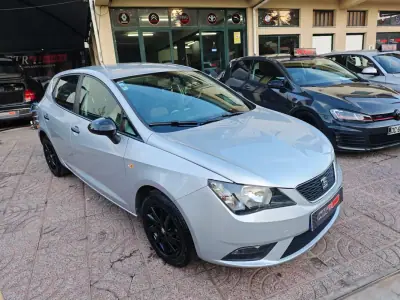 SEAT Ibiza 2016 - 10900 EUR, 80000 km - AUTO.MOTO.pt - 80000km - foto 6 de 29