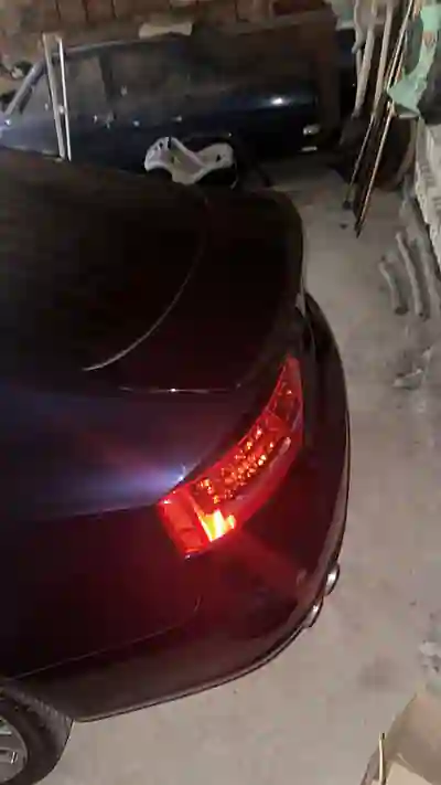 Audi A5 Avant 2009 - 10500 EUR, 265000 km - 265000km - foto 2 de 9