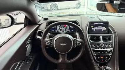 Aston Martin DB11 Coupé 2020 - 149990 EUR, 48409 km - 48409km - foto 20 de 38