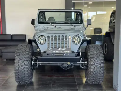 Jeep Wrangler 2000 - 65000 EUR, 30562 km - AUTO.MOTO.pt - 30562km - foto 2 de 3