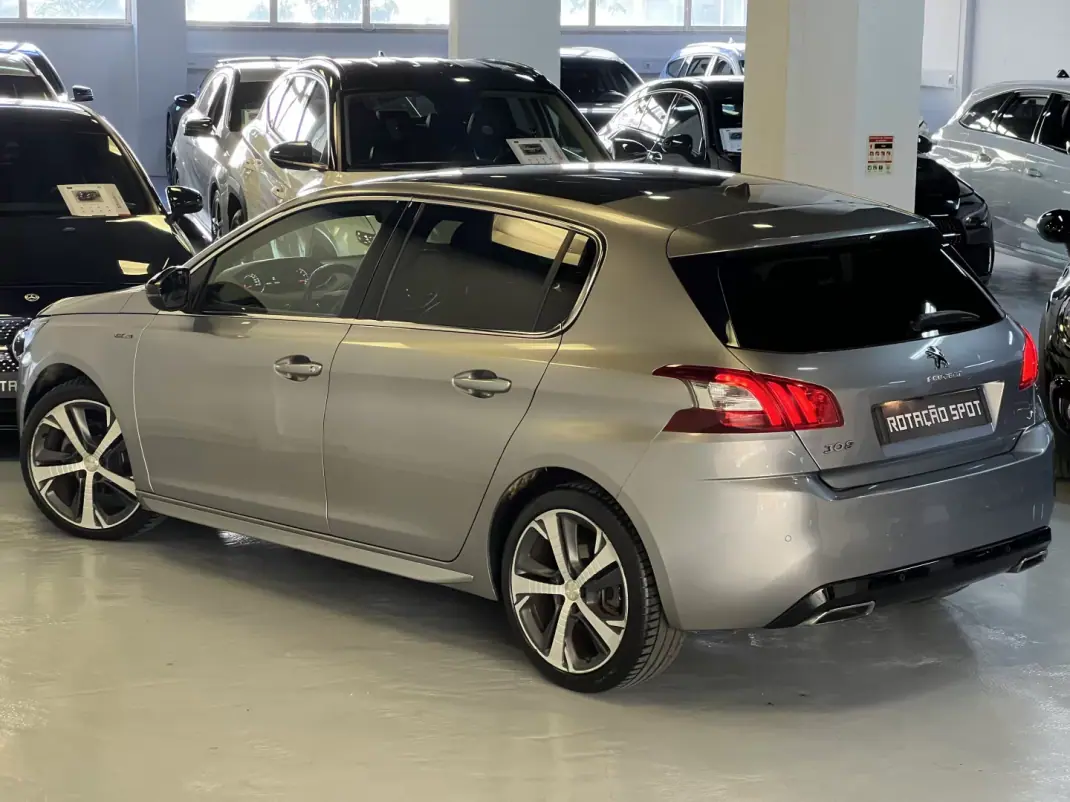 Peugeot 308 2016 - 11990 EUR, 96000 km - AUTO.MOTO.pt - 96000km - foto 46 de 48
