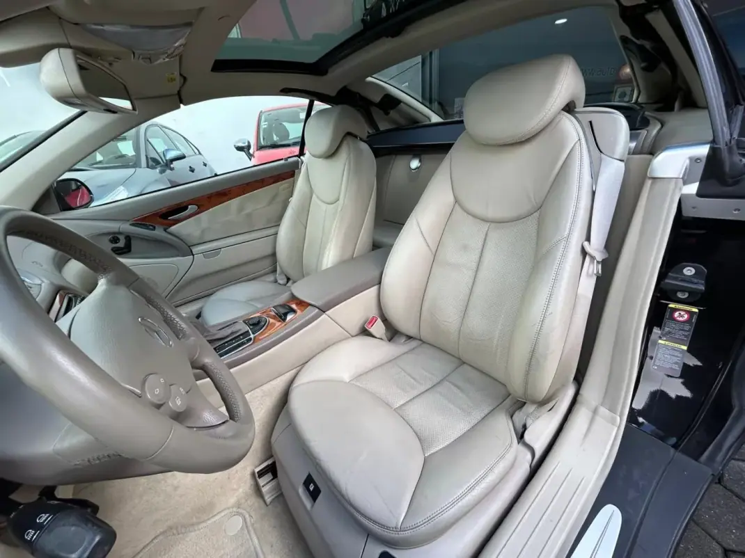 Mercedes-Benz SL 350 2003 - 27500 EUR, 123103 km - AUTO.MOTO.pt - 123103km - foto 17 de 29