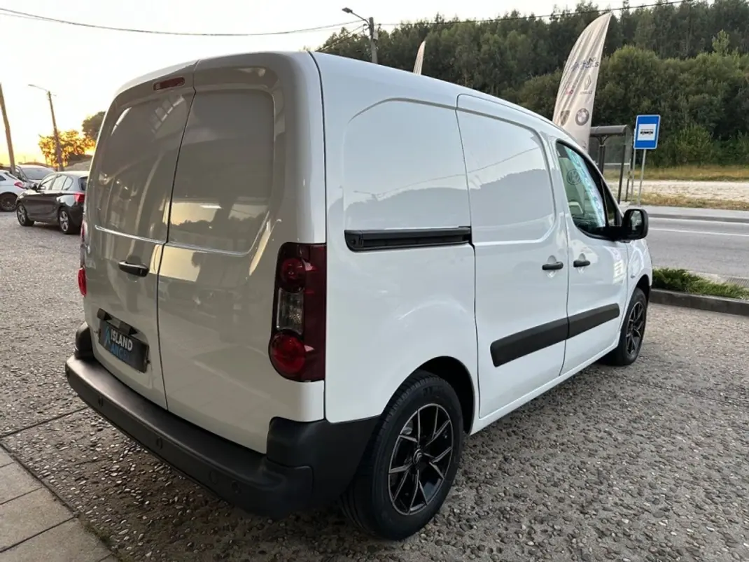 Citroën 1.6 HDI IVA Dedutível 2016 - 11500 EUR, 175000 km - AUTO.MOTO.pt - 175000km - foto 14 de 39