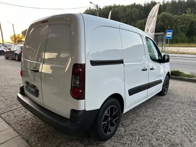 Citroën 1.6 HDI IVA Dedutível 2016 - 11500 EUR, 175000 km - AUTO.MOTO.pt - 175000km - foto 14 de 39
