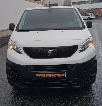 Peugeot e-Expert 2021 - 17990 EUR, 38300 km - AUTO.MOTO.pt - 38300km - foto 2 de 19