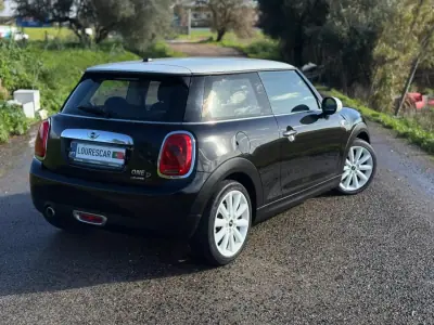 MINI One 2017 - 13500 EUR, 95900 km - AUTO.MOTO.pt - 95900km - foto 28 de 28