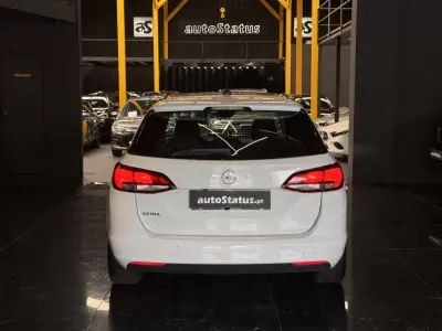 Opel Astra Sports Tourer 2021 - 13990 EUR, 152200 km - AUTO.MOTO.pt - 152200km - foto 12 de 34
