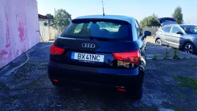 Audi A1 Sportback 2014 - 10999 EUR, 159000 km - AUTO.MOTO.pt - 159000km - foto 5 de 37