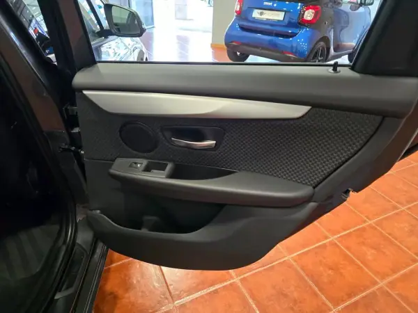 BMW 225xe Active Tourer 2021 - 22580 EUR, 40912 km - AUTO.MOTO.pt - 40912km - foto 45 de 46