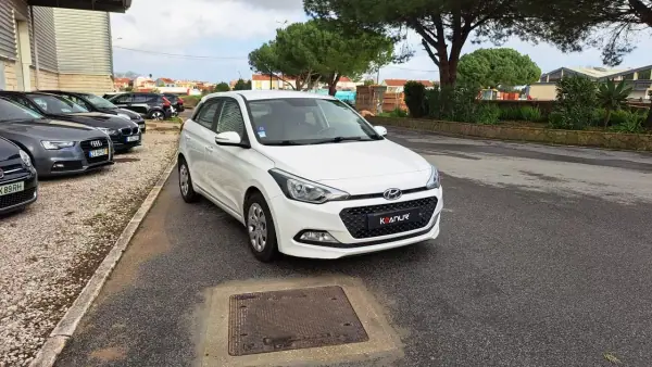 Hyundai i20 2018 - 9980 EUR, 134296 km - AUTO.MOTO.pt - 134296km - foto 14 de 43
